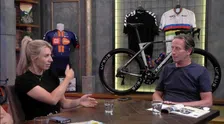 Thumbnail for article: "Pogacar levert een buitenaardse prestatie en daar gaat Evenepoel nog even onderdoor”